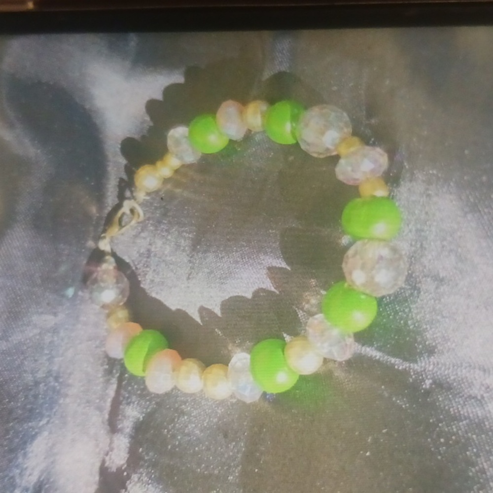 Beaded bracelet